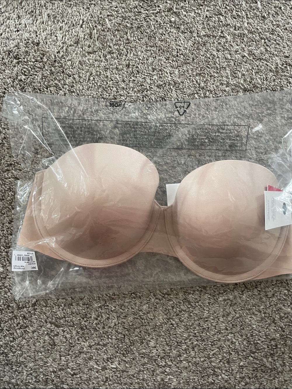 SPANXsmooth Strapless Bra - Picture 3 of 12